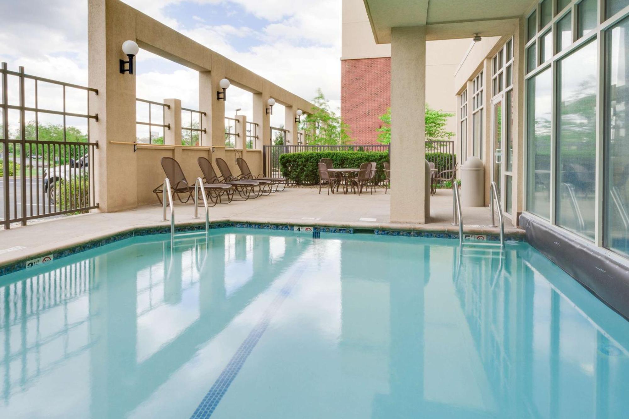 Drury Inn & Suites Middletown Franklin Luaran gambar