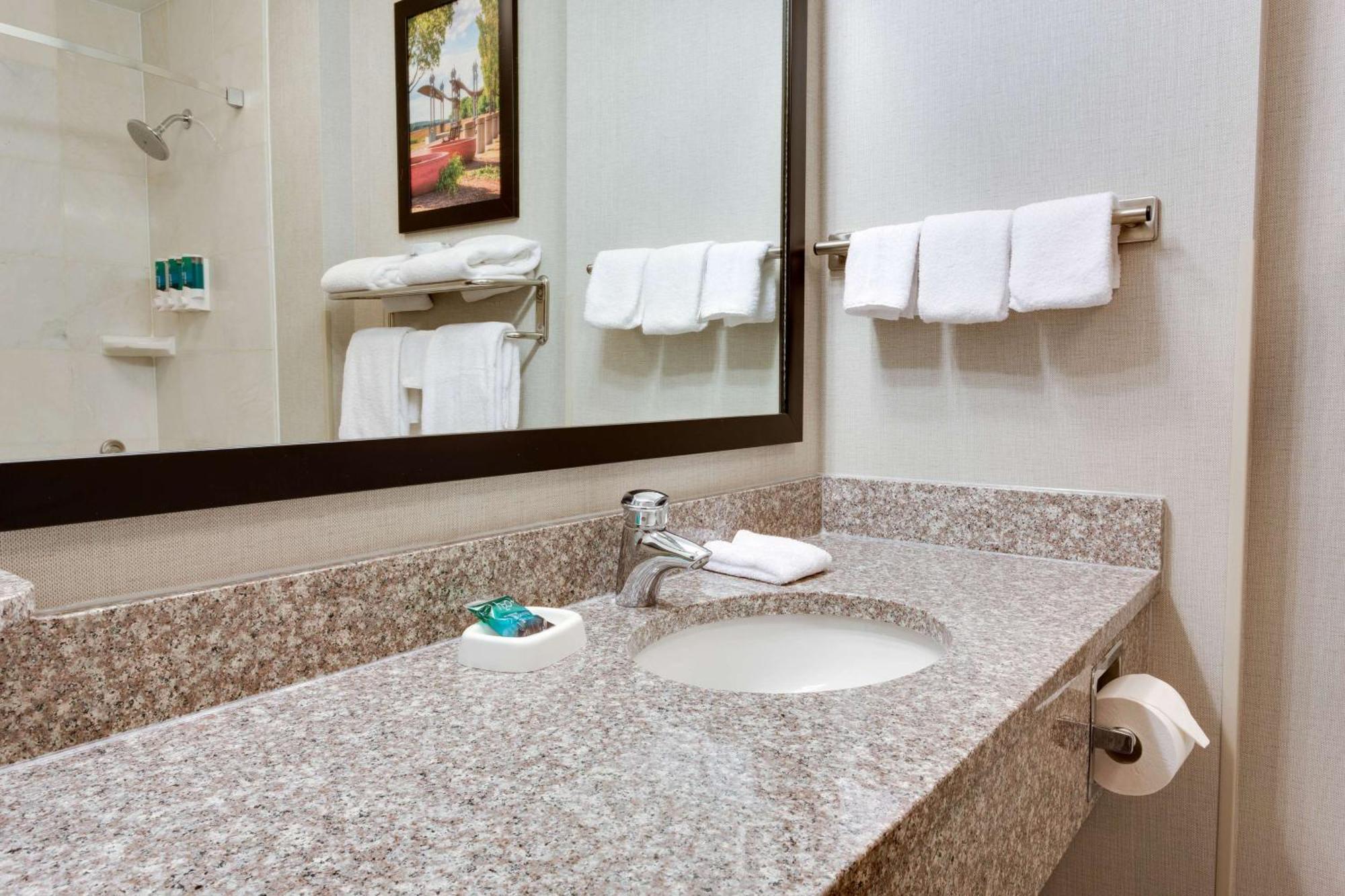 Drury Inn & Suites Middletown Franklin Luaran gambar