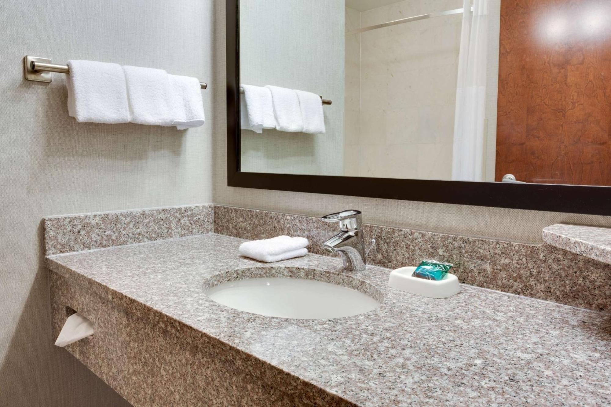Drury Inn & Suites Middletown Franklin Luaran gambar
